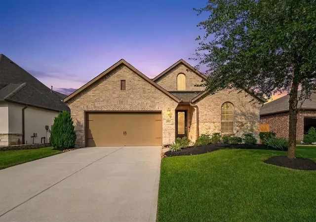 Photo 1 of Single family home for sale at 27582 Vivace Dr, Spring, TX 77386 | MLS# 32870117 | Listing updated on 2026-09-17