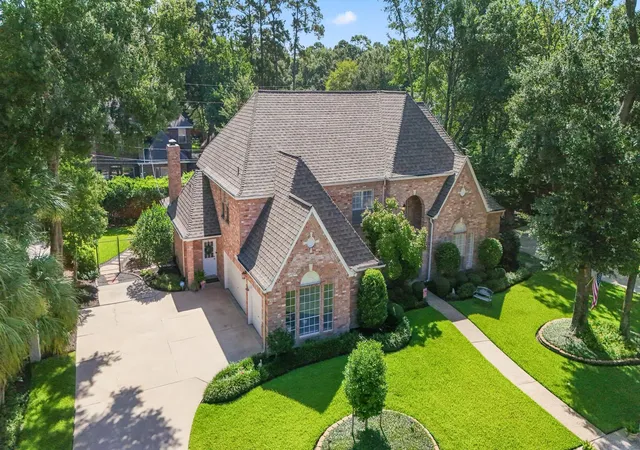 Photo 3 of Single family home for sale at 16022 Stewarts Grv Dr, Spring, TX 77379 | MLS# 7081060 | Listing updated on 2026-09-22