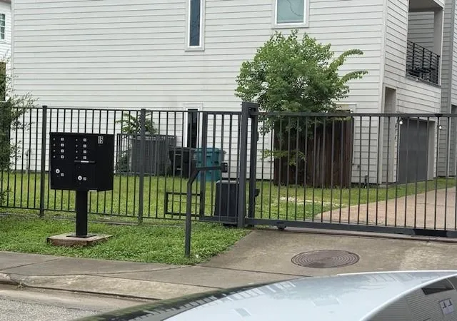 Photo 2 of Land for sale at 616 Cage St, Houston, TX 77020 | MLS# 20464786 | Listing updated on 2026-09-10