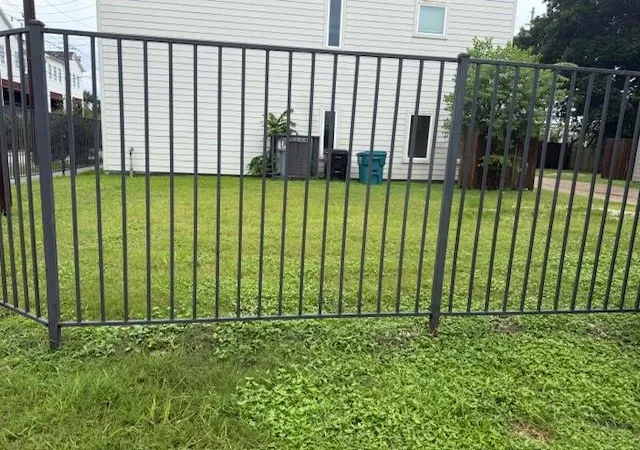 Photo 3 of Land for sale at 616 Cage St, Houston, TX 77020 | MLS# 20464786 | Listing updated on 2026-09-10