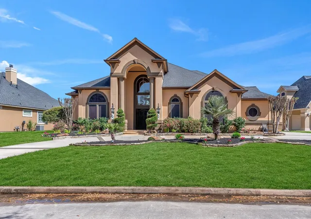 2nd image of 15818 Conners Ace Dr, Spring, TX 77379 | MLS# 36079426