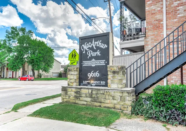 1st image of 9616 Long Point Rd #33, Houston, TX 77055 | MLS# 68404299