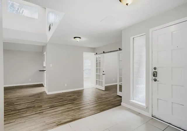 2nd image of 16227 Mill Point Dr, Houston, TX 77059 | MLS# 27743712