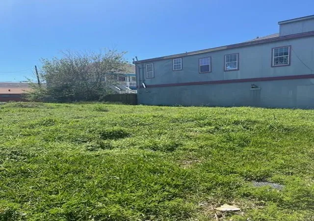 Photo 4 of Land for sale at 3819 Avenue S, Galveston, TX 77550 | MLS# 35370439 | Listing updated on 2026-07-25