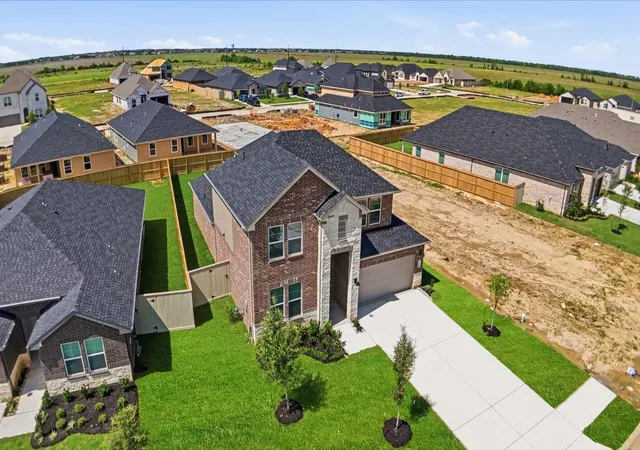 2nd image of 2315 Poseidon St, League City, TX 77573 | MLS# 69816957