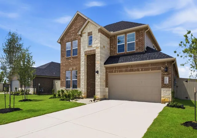 Photo 3 of Single family home for sale at 2315 Poseidon St, League City, TX 77573 | MLS# 69816957 | Listing updated on 2026-09-19