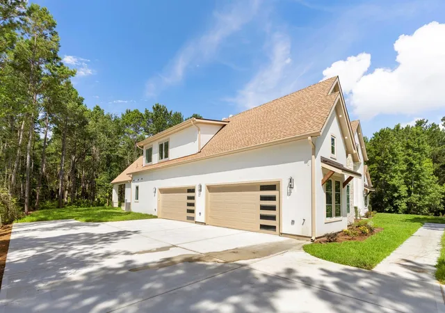 Photo 2 of Sale Pending at 7413 High Meadow Ridge Dr, Montgomery, TX 77316 | MLS# 21142923 | Listing updated on 2026-09-12