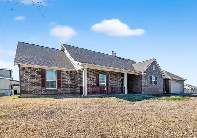 Photo 4 of Single family home for sale at 3418 Barbers Hl Rd, Highlands, TX 77562 | MLS# 4956014 | Listing updated on 2026-08-26