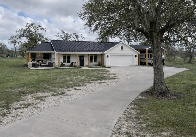 Photo 3 of Land for sale at 5718 County Rd 707, Brazoria, TX 77422 | MLS# 83875608 | Listing updated on 2026-04-09