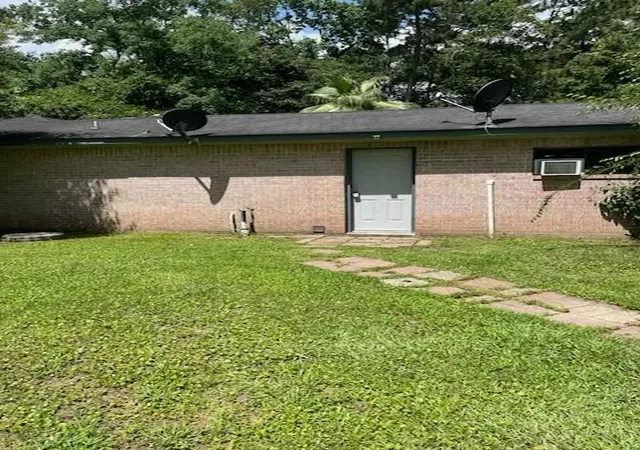 3rd image of 394 County Road 3378, Cleveland, TX 77327 | MLS# 7142059