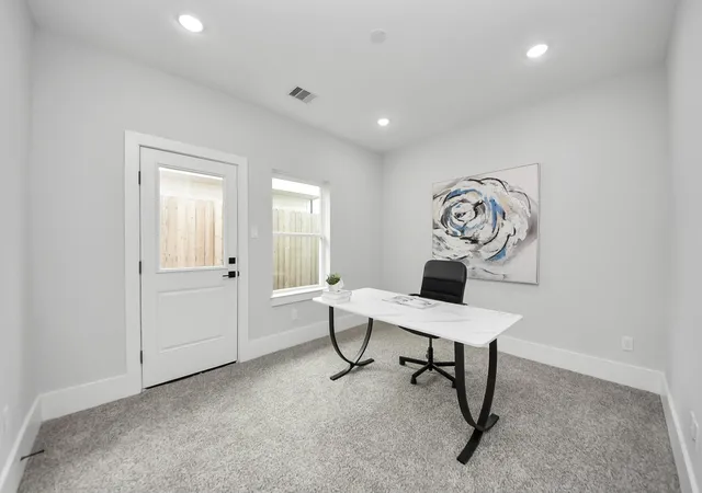 4th image of 4814 Cochran St, Houston, TX 77009 | MLS# 50342907