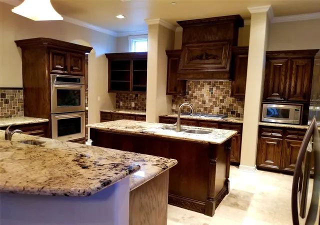 Photo 4 of Single family home for sale at 5809 Newcastle St, Bellaire, TX 77401 | MLS# 97441309 | Listing updated on 2026-07-24