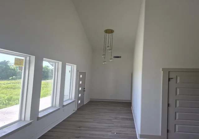 3rd image of 33372 W Fm 1301, West Columbia, TX 77486 | MLS# 64446558