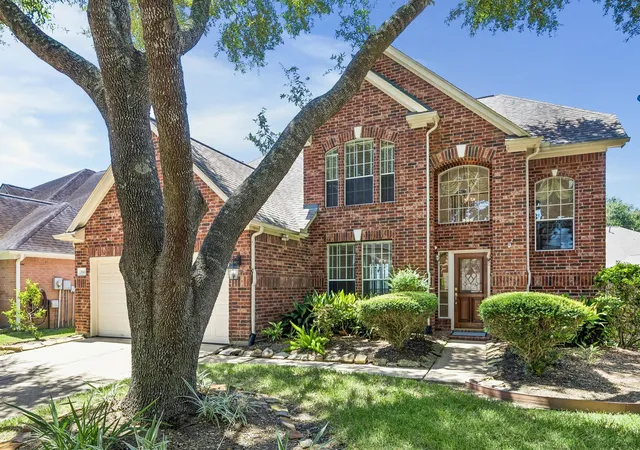 Photo 1 of Single family home for sale at 2843 Five Oaks Dr, Missouri City, TX 77459 | MLS# 84541619 | Listing updated on 2026-09-14