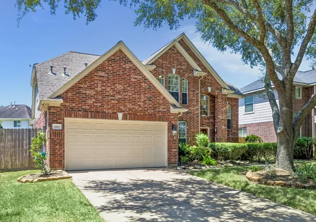 Photo 3 of Single family home for sale at 2843 Five Oaks Dr, Missouri City, TX 77459 | MLS# 84541619 | Listing updated on 2026-09-14