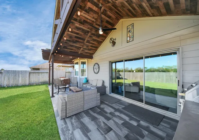 Photo 3 of Single family home for sale at 16218 Westley Ridge Dr, Hockley, TX 77447 | MLS# 77333494 | Listing updated on 2026-06-11