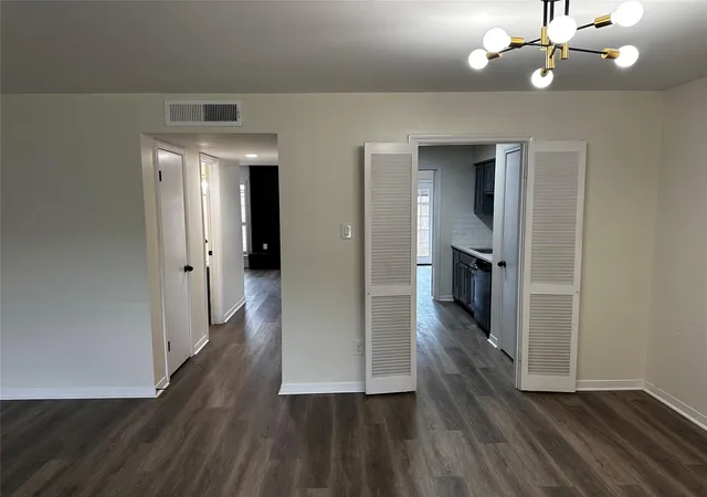 Photo 4 of Townhouse for sale at 10378 Briar Forest Dr #32/5, Houston, TX 77042 | MLS# 73356212 | Listing updated on 2026-09-09