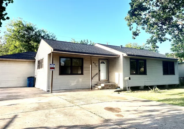 Single family home for sale at 801 Avenue A Avenue, South Houston, TX 77587 | MLS# 17553861