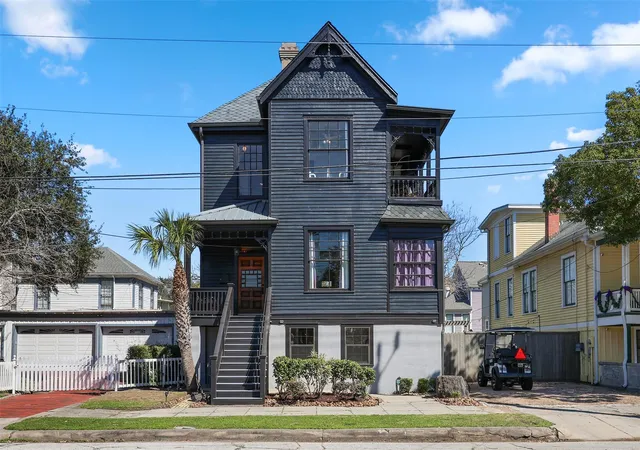 Homes for sale in Galveston, TX | 1714 31st St, Galveston, TX 77550 | MLS# 73846961