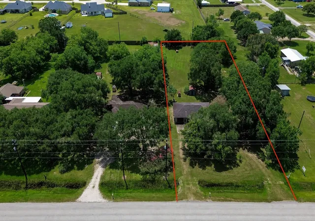 Homes for sale in Needville, TX | 11109 Needville Fairchilds Rd, Needville, TX 77461 | MLS# 34538976