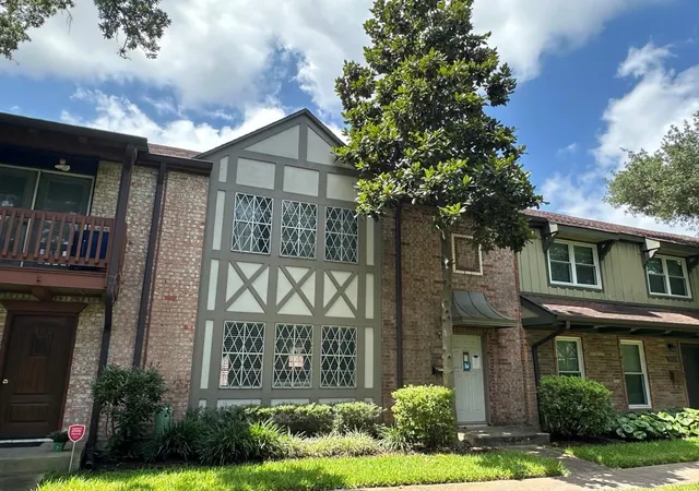 Photo 1 of Townhouse for sale at 2209 Triway Ln #263, Houston, TX 77043 | MLS# 92422081 | Listing updated on 2026-07-06