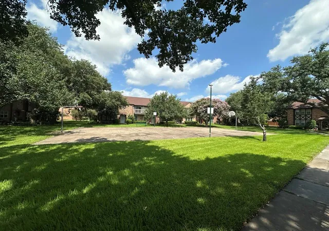 Photo 3 of Townhouse for sale at 2209 Triway Ln #263, Houston, TX 77043 | MLS# 92422081 | Listing updated on 2026-07-06