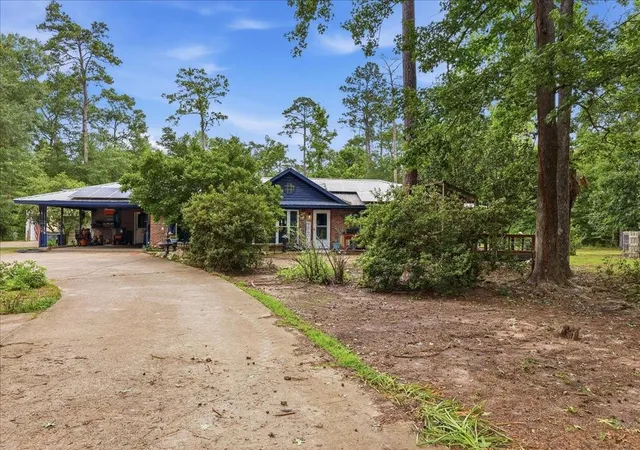 Homes for sale in Buna, TX | 471 Any Old St E, Buna, TX 77612 | MLS# 82557177