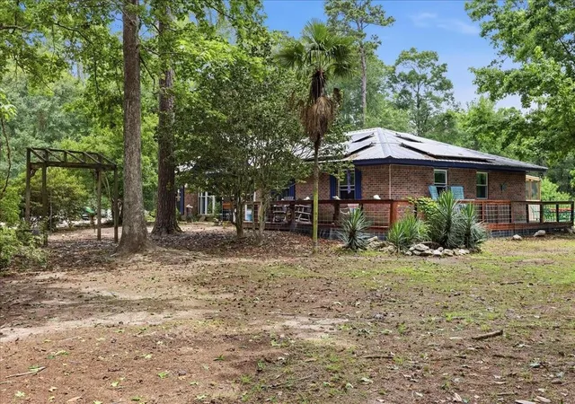 Homes for sale in Buna, TX | 471 Any Old St E, Buna, TX 77612 | MLS# 82557177