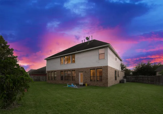 2nd image of 6715 Lathrop Court, Sugar Land, TX 77479 | MLS# 86685413
