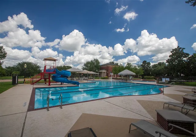 39th image of 6715 Lathrop Court, Sugar Land, TX 77479 | MLS# 86685413