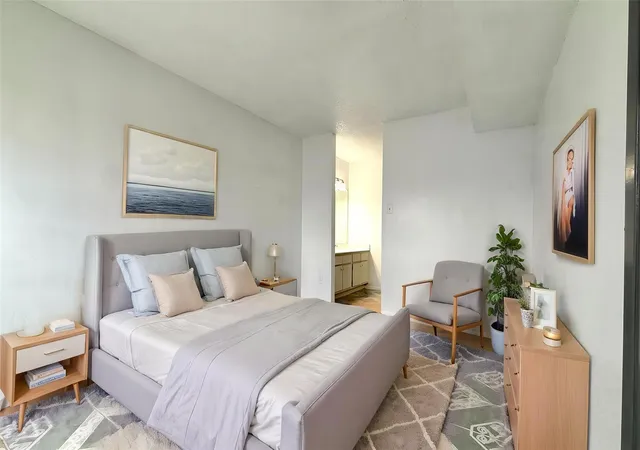 5th image of 11889 Bobwhite Dr #834, Houston, TX 77035 | MLS# 88756392