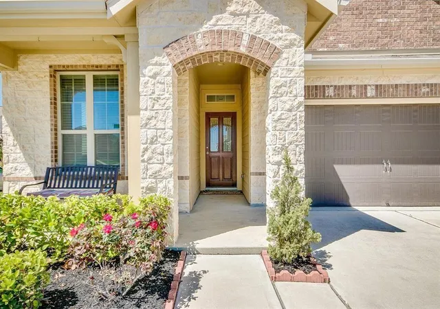 Photo 3 of Single family home for sale at 20762 Winghaven Dr, Katy, TX 77449 | MLS# 95205728 | Listing updated on 2026-10-07