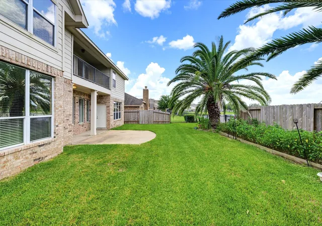 Photo 2 of Sale Pending at 57 Terra Bella Dr, Manvel, TX 77578 | MLS# 72537195 | Listing updated on 2026-09-04