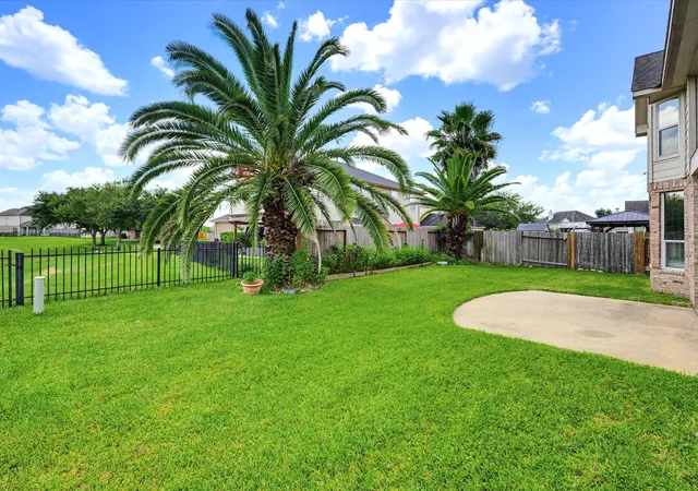 Photo 37 of Sale Pending at 57 Terra Bella Dr, Manvel, TX 77578 | MLS# 72537195 | Listing updated on 2026-09-04