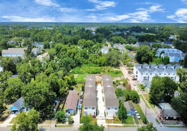 Photo 3 of Multi family home for sale at 5935 Beall St A/d St, Houston, TX 77091 | MLS# 23270522 | Listing updated on 2026-09-02