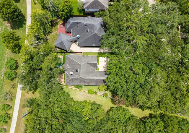 Photo 2 of Single family home for sale at 2707 Cheryl Ct, Missouri City, TX 77459 | MLS# 40216741 | Listing updated on 2026-09-23