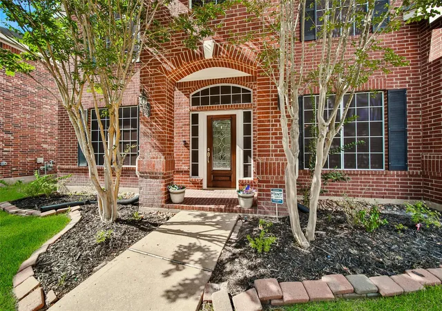 Photo 1 of Sale Pending at 12802 Mossy Ledge Dr, Tomball, TX 77377 | MLS# 73405733 | Listing updated on 2026-09-14