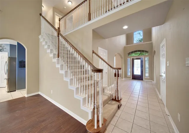Photo 4 of Sale Pending at 12802 Mossy Ledge Dr, Tomball, TX 77377 | MLS# 73405733 | Listing updated on 2026-09-14