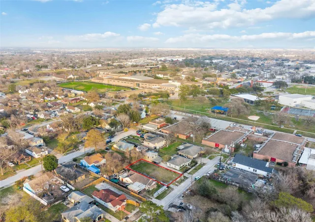 Photo 2 of Land for sale at 4723 Hare St, Houston, TX 77020 | MLS# 88666712 | Listing updated on 2026-04-23