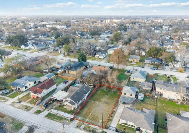Photo 3 of Land for sale at 4723 Hare St, Houston, TX 77020 | MLS# 88666712 | Listing updated on 2026-04-23