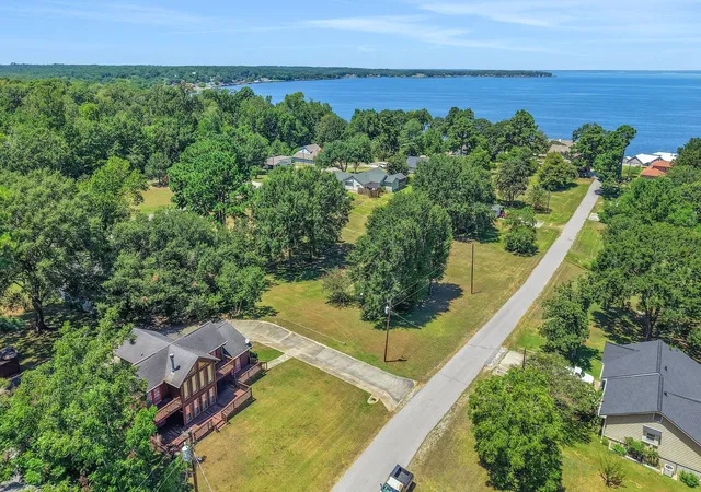 3rd image of 51 Valley Dr, Coldspring, TX 77331 | MLS# 23349556