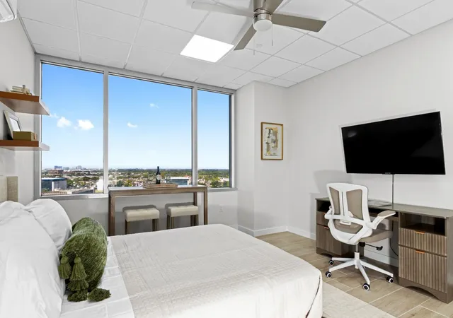 3rd image of 9800 Centre Pkwy #1006, Houston, TX 77036 | MLS# 70784236