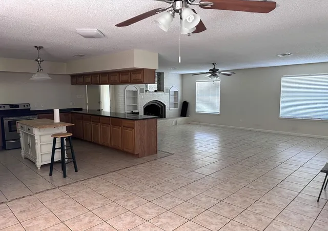 Photo 2 of Single family home for sale at 25145 Hwy 321, Cleveland, TX 77327 | MLS# 10594433 | Listing updated on 2026-08-25