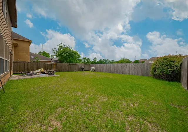 Homes for sale in Houston, TX | 1703 Macclesby Ln, Houston, TX 77049 | MLS# 5410884