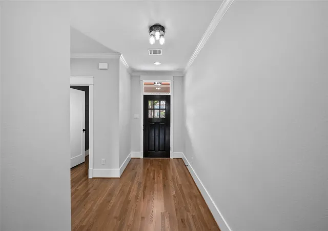 Photo 3 of Single family home for sale at 7938 Turquoise Ln, Houston, TX 77055 | MLS# 5763919 | Listing updated on 2026-07-31