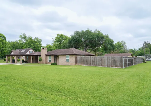 29th image of 115 Neal Rd, Wharton, TX 77488 | MLS# 38605376