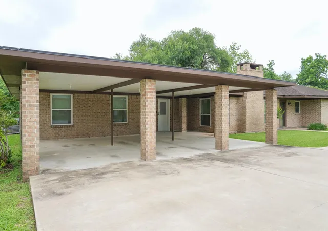 2nd image of 115 Neal Rd, Wharton, TX 77488 | MLS# 38605376
