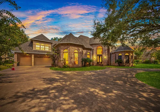 Photo 1 of Single family home for sale at 5107 Waterbeck St, Fulshear, TX 77441 | MLS# 49452186 | Listing updated on 2026-09-04