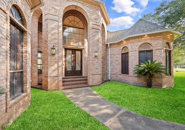 Photo 3 of Single family home for sale at 5107 Waterbeck St, Fulshear, TX 77441 | MLS# 49452186 | Listing updated on 2026-09-04