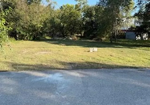 Photo 3 of Land for sale at 6827 Burkett St, Houston, TX 77021 | MLS# 63573394 | Listing updated on 2026-08-30